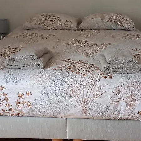 Charmante Maison De Pecheur * Карантек
