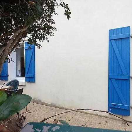 Charmante Maison De Pecheur Дом отдыха Карантек