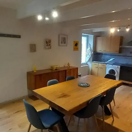 Дом отдыха Charmante Maison De Pecheur Карантек
